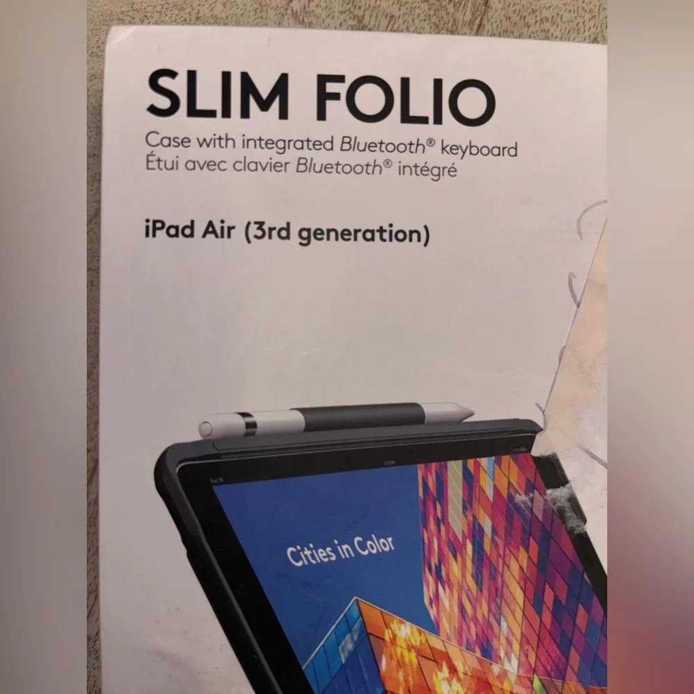 iPad tablet cover case with keyboard